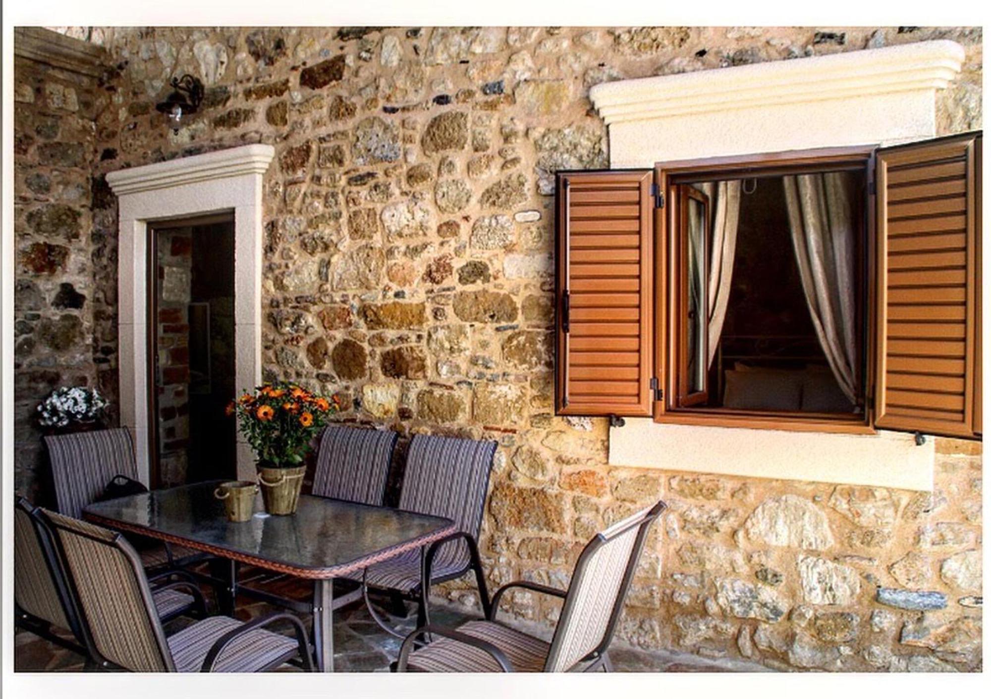 M&M Stone-Village House-Family-Vintage Λίνδος Εξωτερικό φωτογραφία